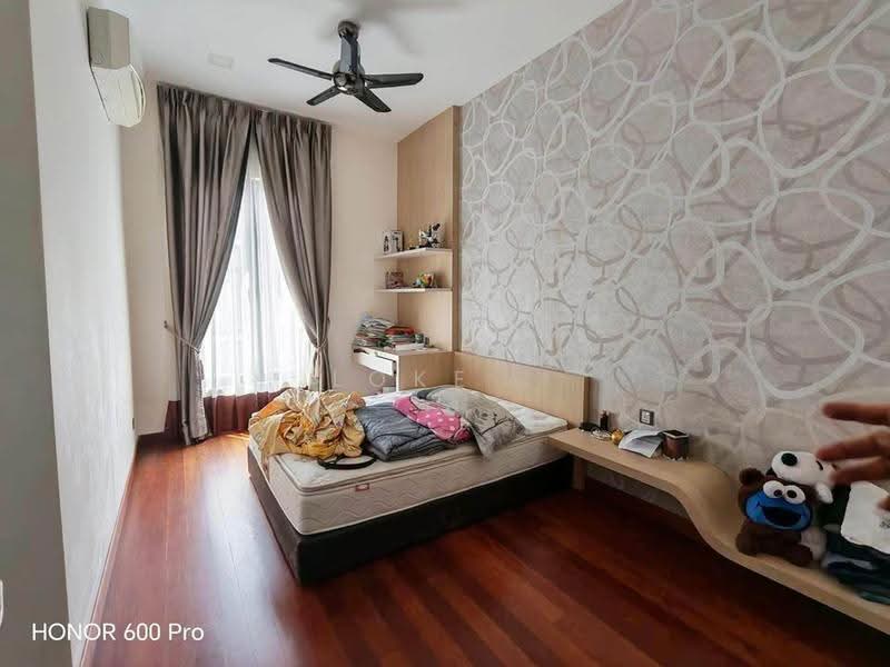 Semi-Detached House for Sale in Setia Damai (Setia Alam) - Loke . - Bedroom - PropertyGuru.com.my
