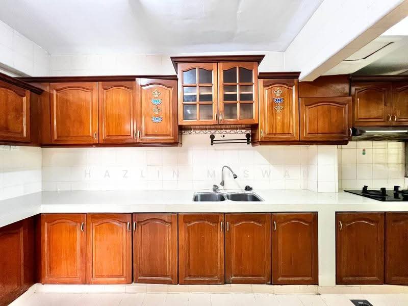 Apartment for Sale at Vista Lavender - Hazlin Miswan - Kitchen - PropertyGuru.com.my