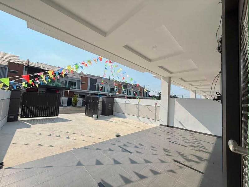 2-storey Terraced House for Sale in Batu Pahat (Johor) - Lee Kee - Exterior - PropertyGuru.com.my