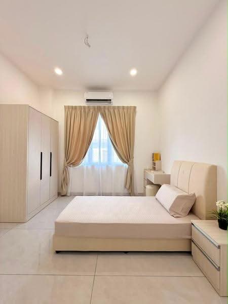 2-storey Terraced House for Sale in Batu Pahat (Johor) - Lee Kee - Bedroom - PropertyGuru.com.my