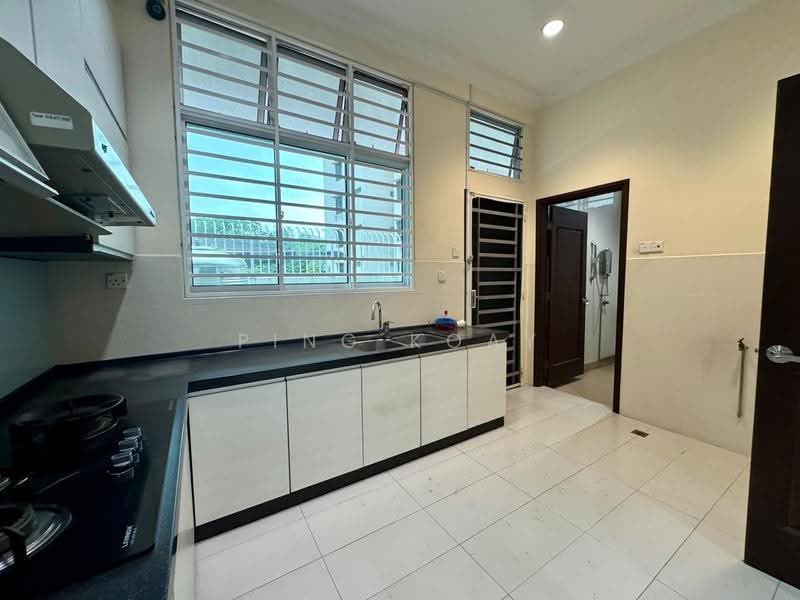 Semi-Detached House for Rent in Pulau Tikus (George Town) - Ping Koay - Kitchen - PropertyGuru.com.my