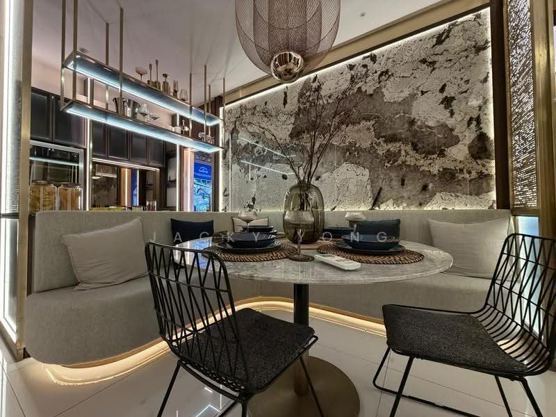 Kediaman Servis untuk Dijual di Avantro Residences - Jacky Yong - Dining Room - PropertyGuru.com.my