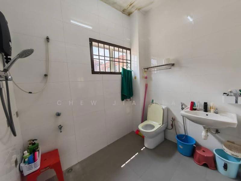 Rumah Teres 2-Tingkat untuk Dijual di Taman Impian Emas (Skudai) - Chew Jia Jia - Bathroom - PropertyGuru.com.my