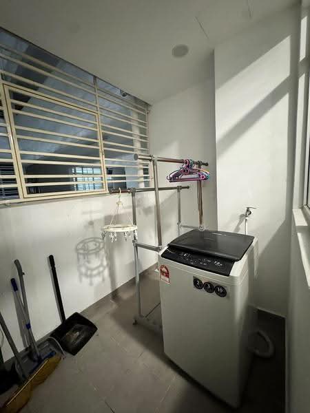 Pangsapuri untuk Disewa di Bayu Andaman - Kelly Kok - Balcony - PropertyGuru.com.my