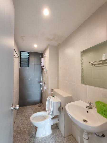 Condominium for Sale at The Gardens - Joanne Lee - Bathroom - PropertyGuru.com.my
