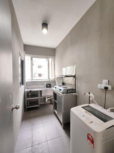 Condominium for Sale at The Gardens - Joanne Lee - Kitchen - PropertyGuru.com.my