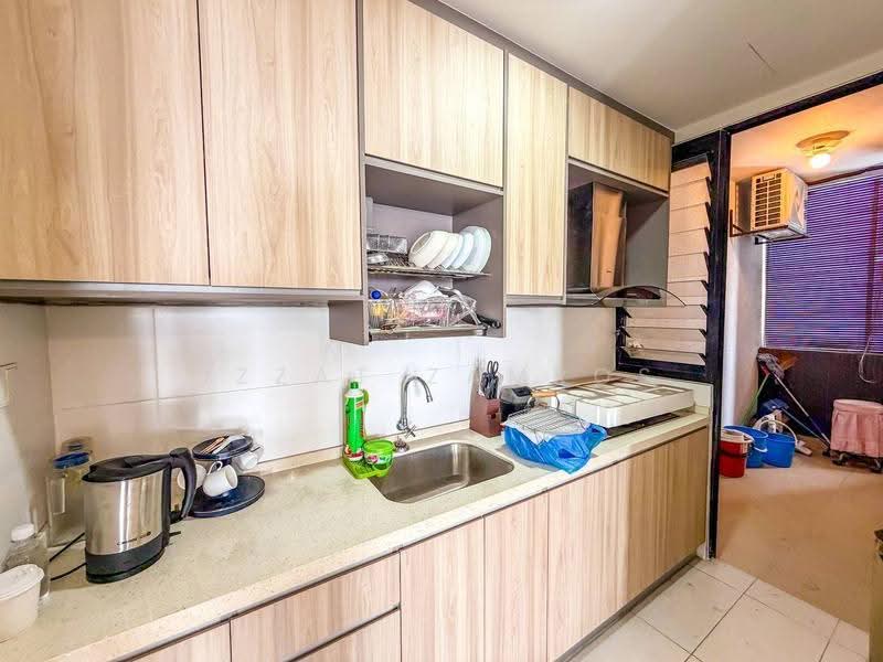 Condominium for Sale at Ken Rimba Condominium 1 - Izzat Zamros - Kitchen - PropertyGuru.com.my