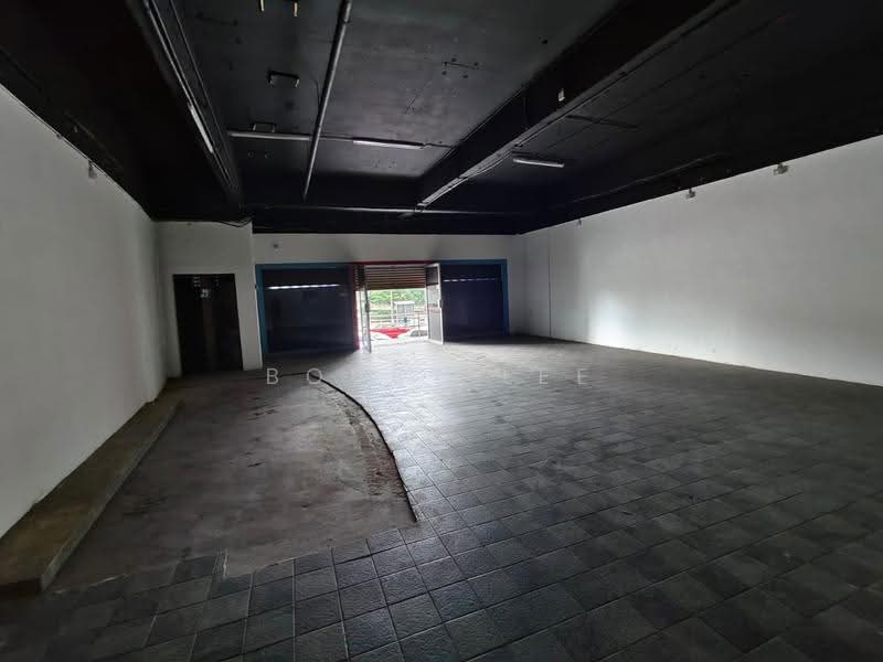 Shop / Office untuk Disewa di Desa Petaling (Kuala Lumpur) - Bobby Lee - Interior - PropertyGuru.com.my