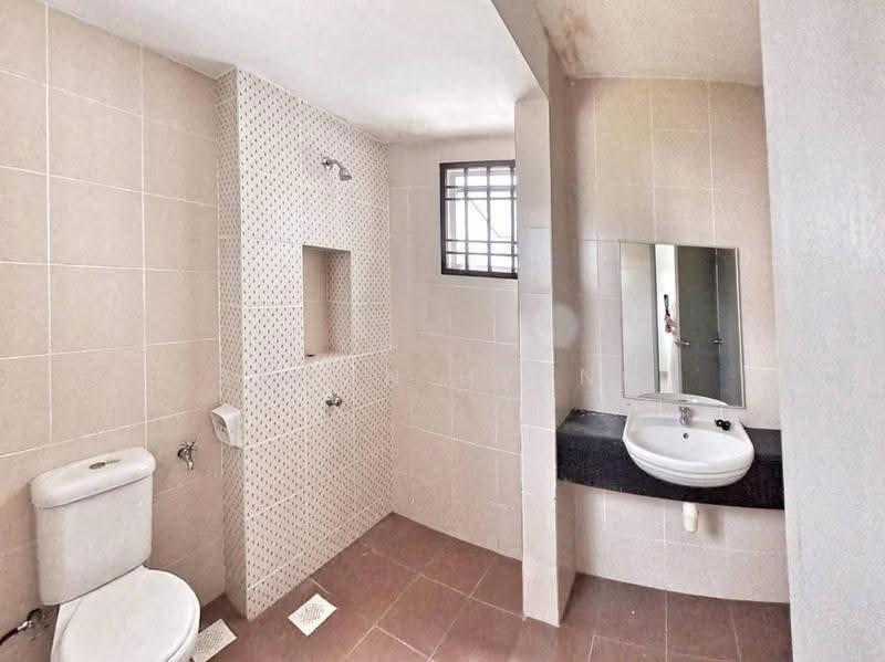 2-storey Terraced House for Sale in Taman Nusa Idaman (Iskandar Puteri (Nusajaya)) - Anson Hiong - Bathroom - PropertyGuru.com.my