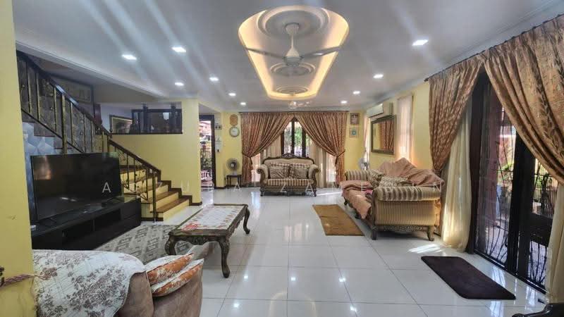 2-storey Terraced House for Sale in Cahaya Spk (Shah Alam) - Adzura Zamedin - Living Room - PropertyGuru.com.my