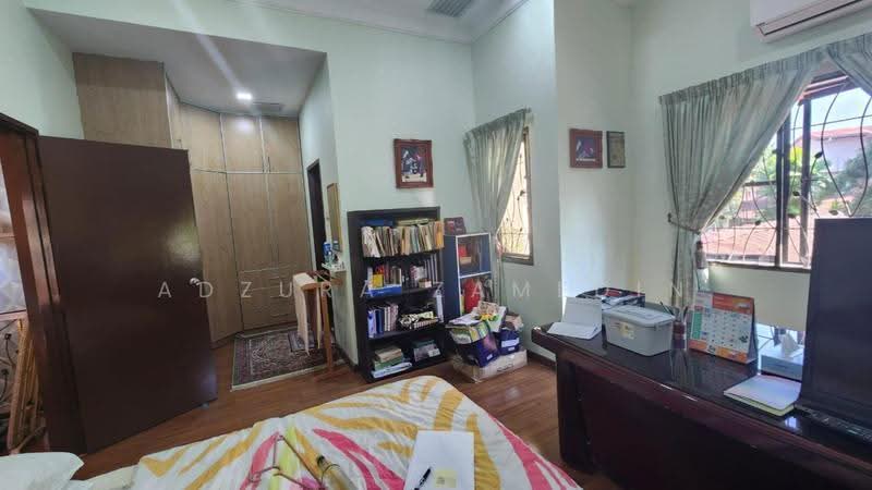 2-storey Terraced House for Sale in Cahaya Spk (Shah Alam) - Adzura Zamedin - Study - PropertyGuru.com.my