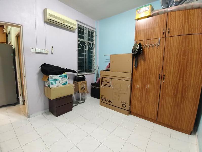 Flat for Sale at Taman Cheng Ria - Yu Chuan Yau - Interior - PropertyGuru.com.my