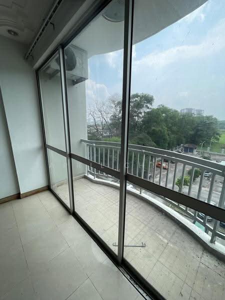 Pangsapuri untuk Dijual di Putri Ria Apartment - April Chin - Balcony - PropertyGuru.com.my