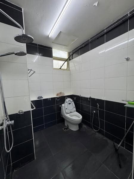 Condominium for Rent at The Wadihana - Quinccy Lim - Bathroom - PropertyGuru.com.my