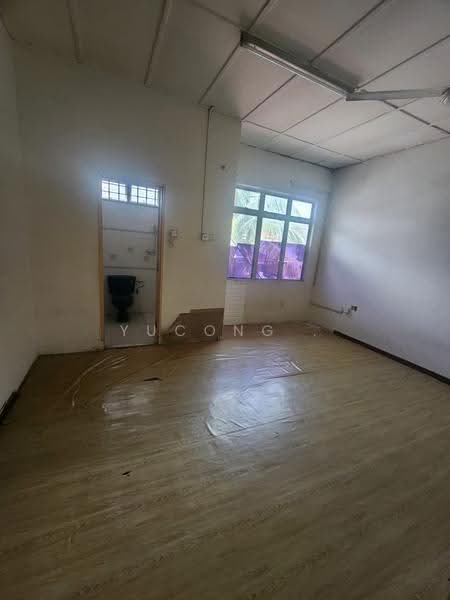 2-storey Terraced House for Sale in Taman Sri Intan (Johor Bahru) - Yucong . - Bathroom - PropertyGuru.com.my