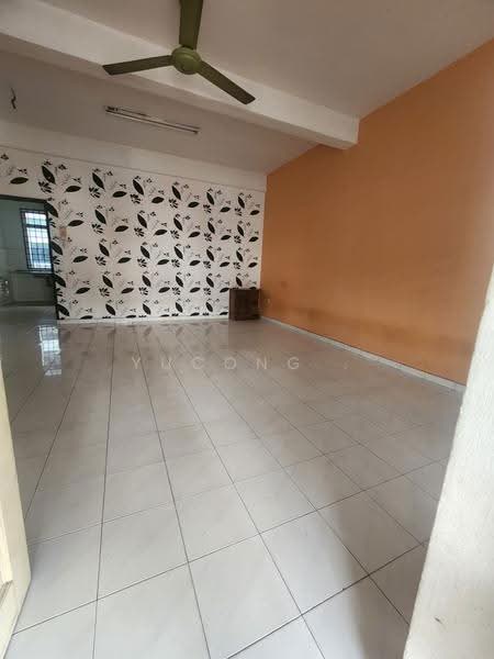 2-storey Terraced House for Sale in Taman Sri Intan (Johor Bahru) - Yucong . - Living Room - PropertyGuru.com.my