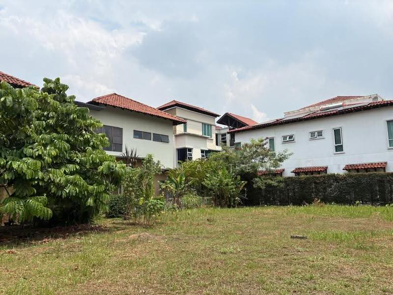 Residential Land for Sale in Bukit Gita Bayu (Seri Kembangan) - Selena Teh - Exterior - PropertyGuru.com.my