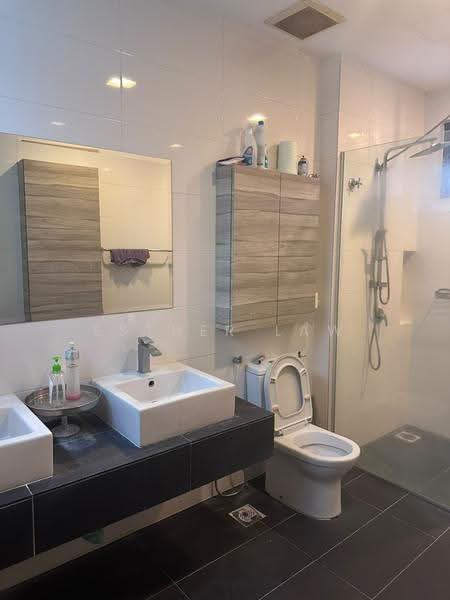Rumah Teres 3-Tingkat untuk Dijual di Taman Putra Prima (Puchong) - Esther Law - Bathroom - PropertyGuru.com.my