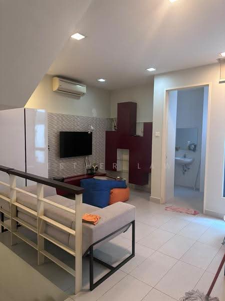 Rumah Teres 3-Tingkat untuk Dijual di Taman Putra Prima (Puchong) - Esther Law - Living Room - PropertyGuru.com.my