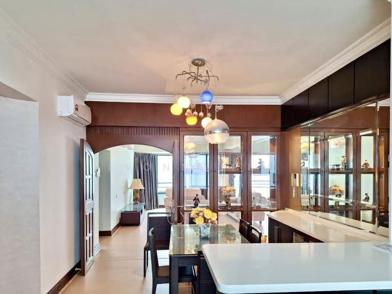 Kondominium untuk Dijual di Silverton Condominium - Evonne Lim - Dining Room - PropertyGuru.com.my