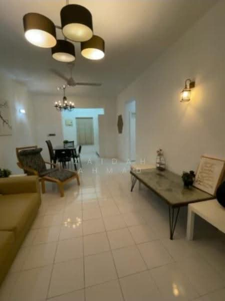 Condominium for Rent at Seri Maya Condominium - Zaidah Ahmad - Living Room - PropertyGuru.com.my