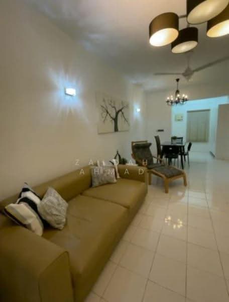 Condominium for Rent at Seri Maya Condominium - Zaidah Ahmad - Living Room - PropertyGuru.com.my
