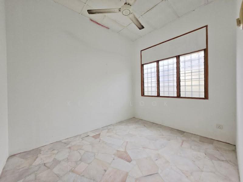 1-storey Terraced House for Sale in Taman Bunga Negara (Shah Alam) - Kevin Look - Interior - PropertyGuru.com.my