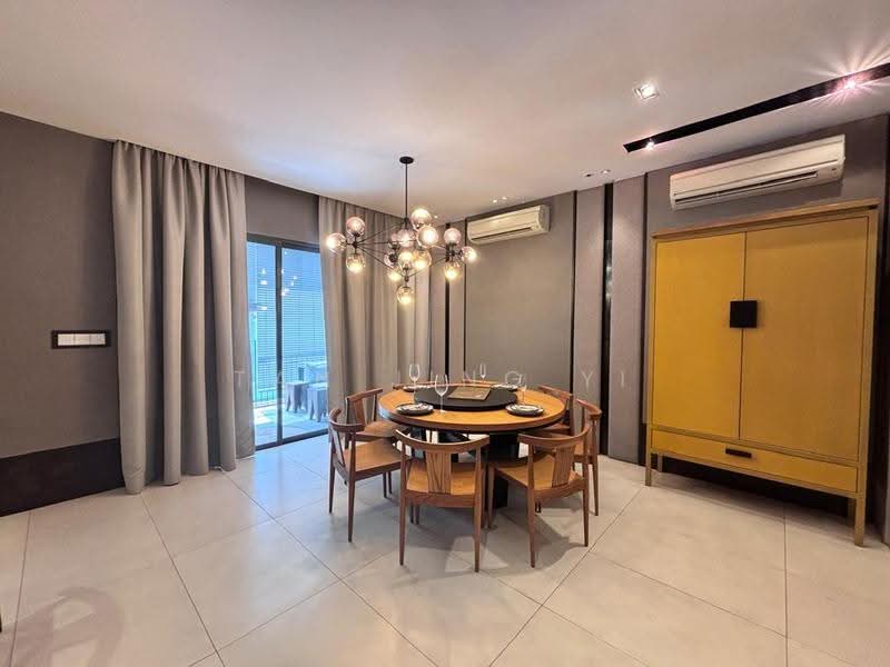 Rumah Teres 3-Tingkat untuk Dijual di Gelugor (Penang) - Tan Jing Yi - Dining Room - PropertyGuru.com.my
