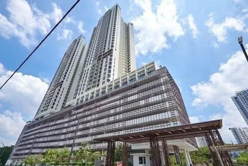 Kediaman Servis untuk Dijual di J.Dupion Residence - Emily Tai - Exterior - PropertyGuru.com.my