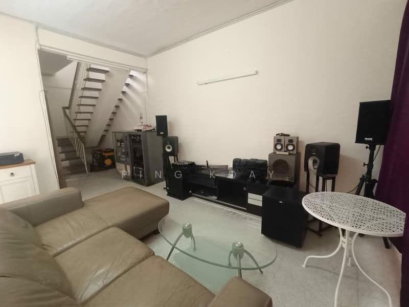 2-storey Terraced House for Sale in Island Park (Jelutong) - Ping Koay - Living Room - PropertyGuru.com.my