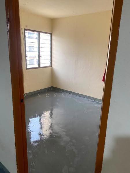 Pangsapuri untuk Disewa di Seri Kembangan Apartment - Vincent Tan - Interior - PropertyGuru.com.my