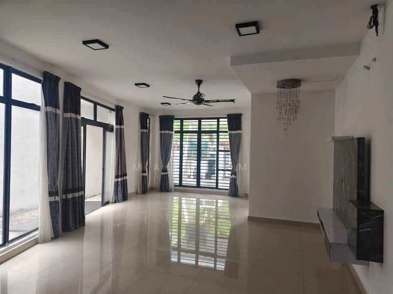 Rumah Teres 2-Tingkat untuk Dijual di Laman Glenmarie (Shah Alam) - Max Lam - PropertyGuru.com.my