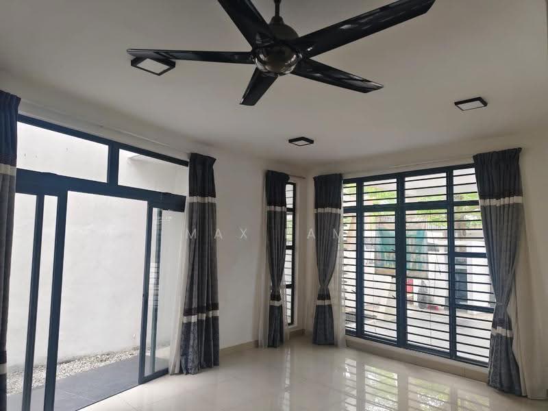 Rumah Teres 2-Tingkat untuk Dijual di Laman Glenmarie (Shah Alam) - Max Lam - PropertyGuru.com.my