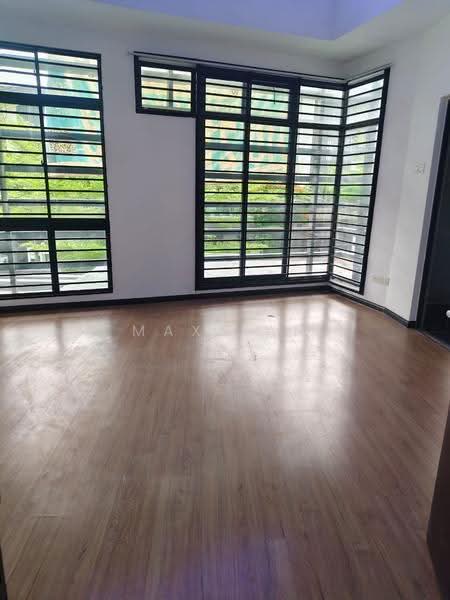 Rumah Teres 2-Tingkat untuk Dijual di Laman Glenmarie (Shah Alam) - Max Lam - PropertyGuru.com.my