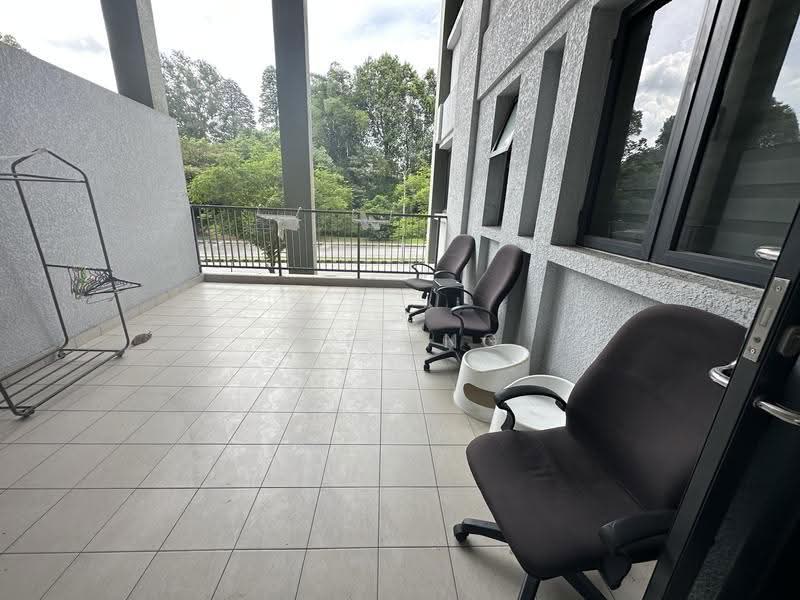 Kediaman Servis untuk Disewa di Radia Residences - Jeff Ng - Balcony - PropertyGuru.com.my
