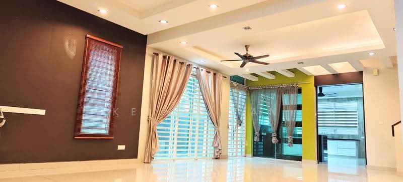 Rumah Berkembar untuk Dijual di Kampung Perlis (Bayan Lepas) - Kelvin Tan - Living Room - PropertyGuru.com.my