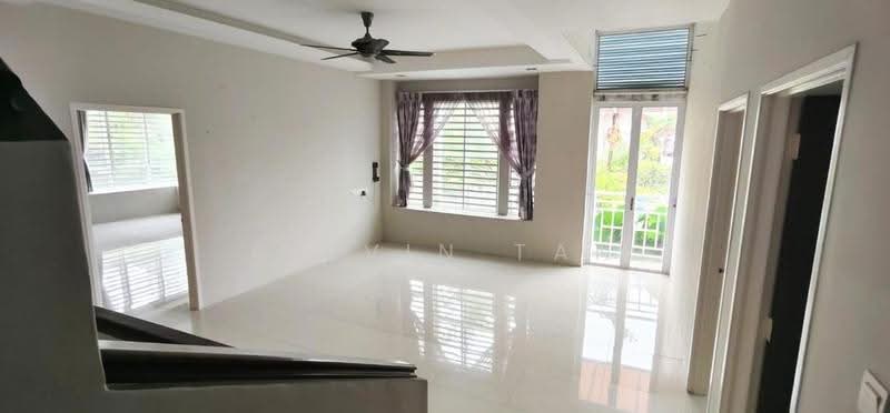Rumah Berkembar untuk Dijual di Kampung Perlis (Bayan Lepas) - Kelvin Tan - Living Room - PropertyGuru.com.my