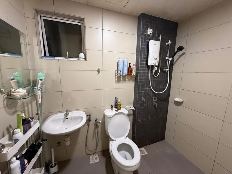 Kondominium untuk Dijual di Ocean View Residences - Zhen Hong - Bathroom - PropertyGuru.com.my