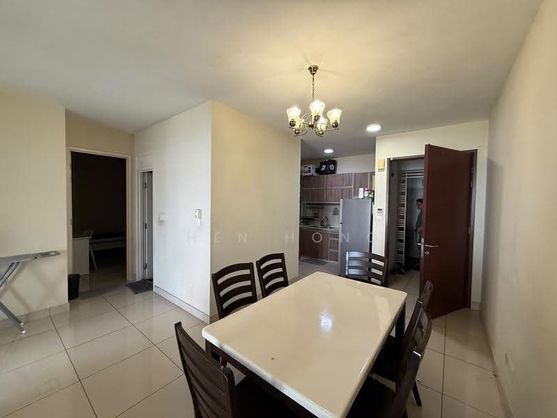 Kondominium untuk Dijual di Ocean View Residences - Zhen Hong - Dining Room - PropertyGuru.com.my