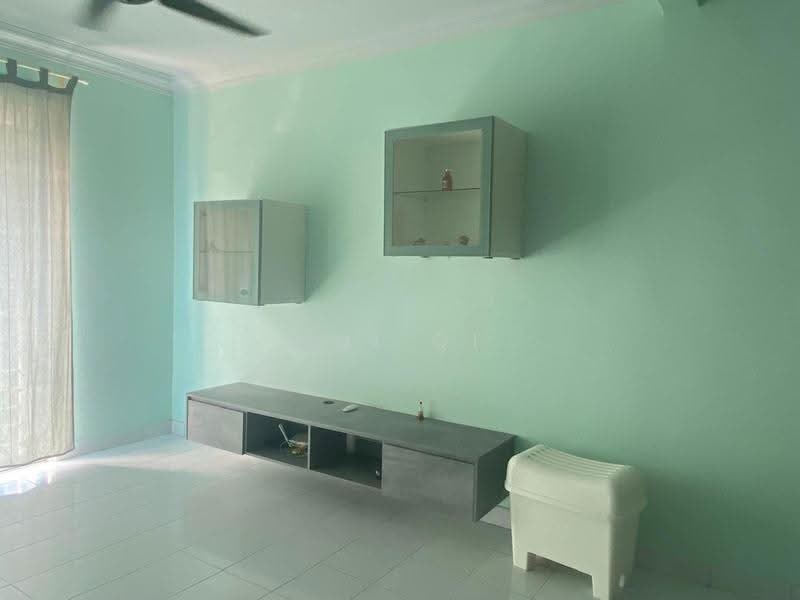 Apartment for Sale at Goodview Heights - Hui Qi - Living Room - PropertyGuru.com.my