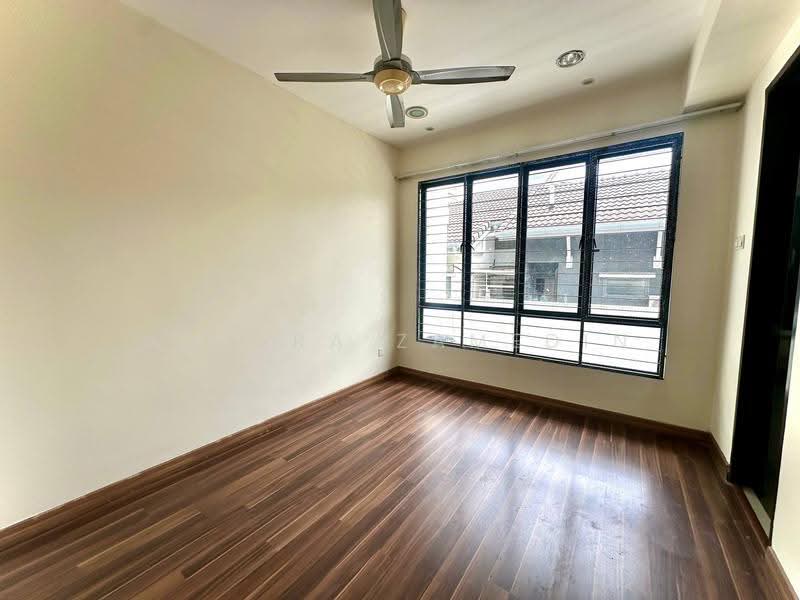 Rumah Teres 2-Tingkat untuk Dijual di Shah Alam (Selangor) - Adzura Zamedin - PropertyGuru.com.my
