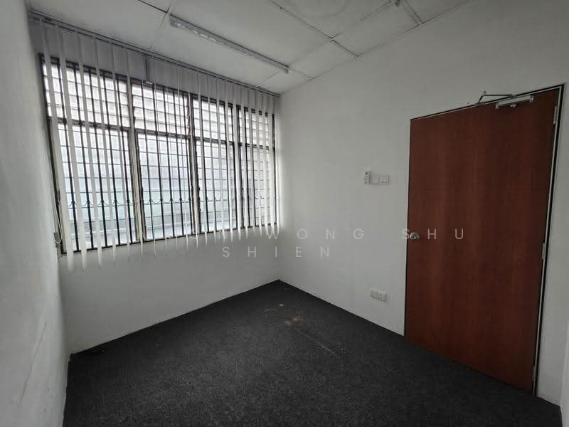 Shop / Office untuk Disewa di Taman Sri Bahagia (Tampoi) - Sharon Wong Shu Shien - Interior - PropertyGuru.com.my