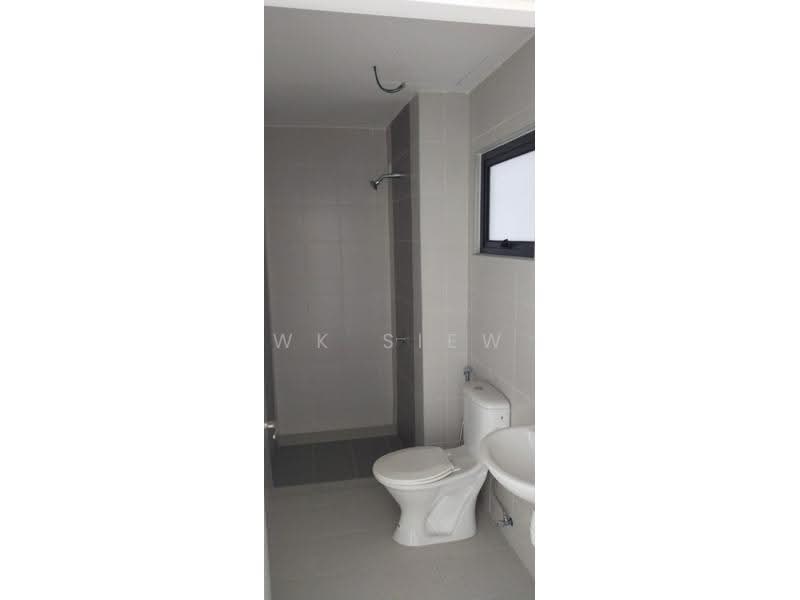 Service Residence for Sale at Kiara Plaza - WK Siew - Bathroom - PropertyGuru.com.my