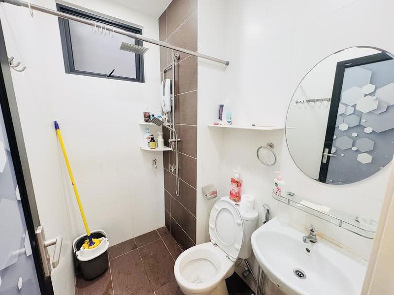 Condominium for Sale at Skyview Residence - Elwin Leong - Bathroom - PropertyGuru.com.my