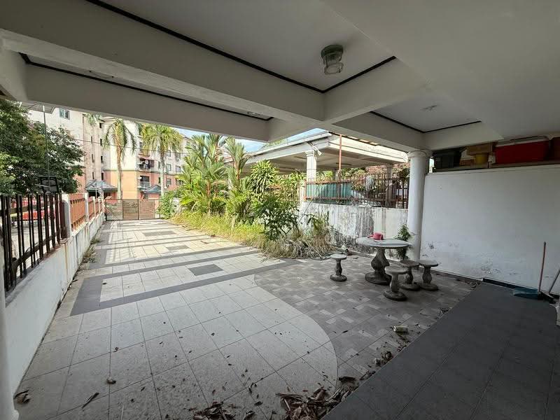 2-storey Terraced House for Sale in Sungai Buloh (Selangor) - Junior Ong - Exterior - PropertyGuru.com.my