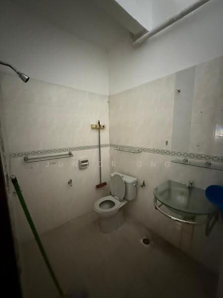 2-storey Terraced House for Sale in Sungai Buloh (Selangor) - Junior Ong - Bathroom - PropertyGuru.com.my