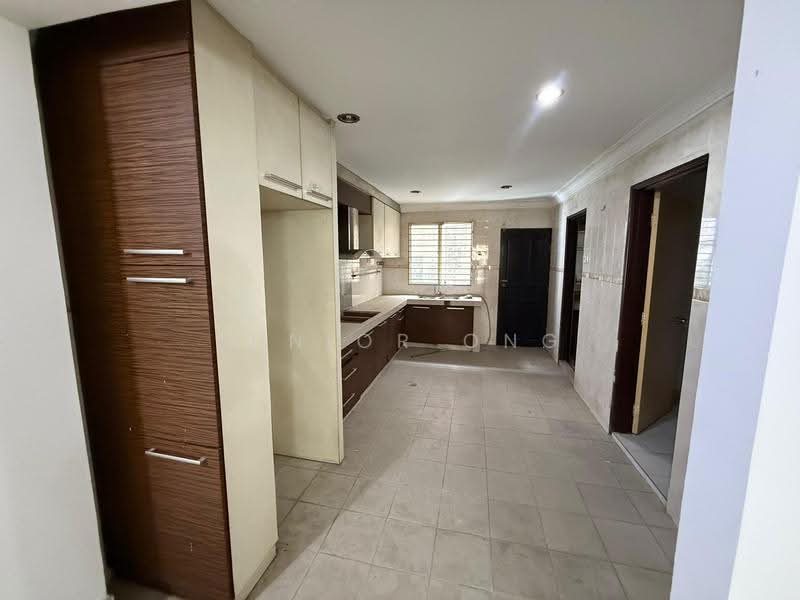 2-storey Terraced House for Sale in Sungai Buloh (Selangor) - Junior Ong - Kitchen - PropertyGuru.com.my