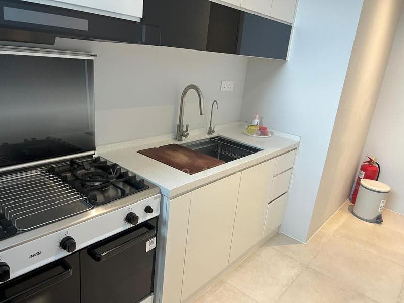 Kediaman Servis untuk Dijual di Lumi Tropicana Serviced Residence - Victor Foo - Kitchen - PropertyGuru.com.my