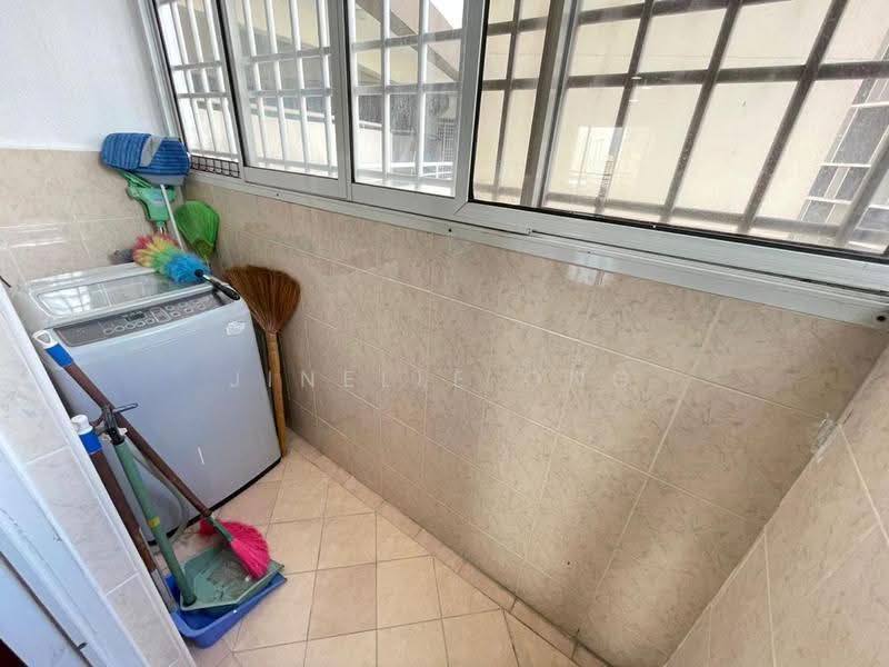 Condominium for Rent at Gurney Park Condominium - Jinelle Ong - Balcony - PropertyGuru.com.my
