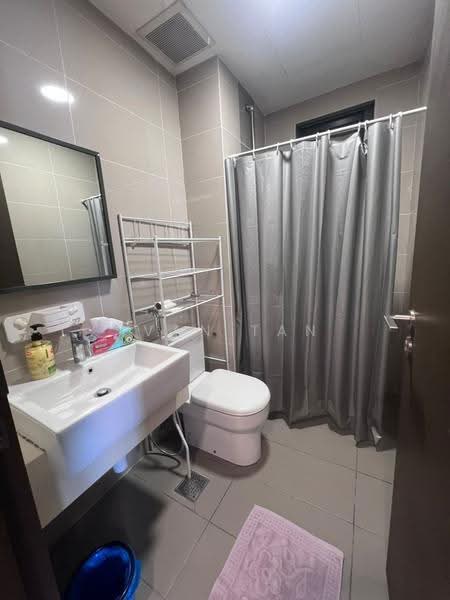 Service Residence for Rent at Seventeen Mall & Residences (Biji Living) - Ivan Tan - Bathroom - PropertyGuru.com.my